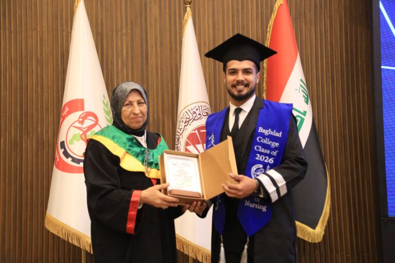 تكريم خريجي قسم التمريض